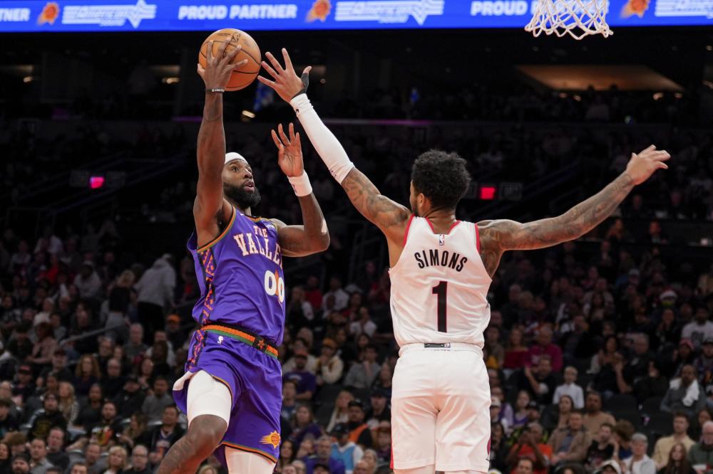 他们在中场 他们在中场